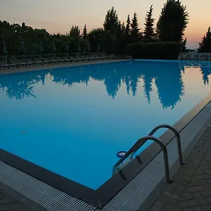  Vakantiepark Villaggio Turistico Camping Il Fontino